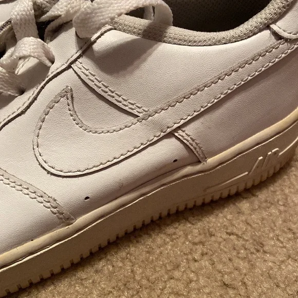 White Air Force Ones 💗 - Picture 2 of 11